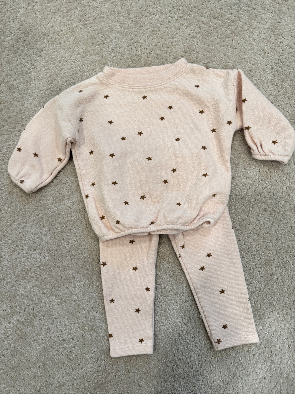 Rylee + Cru 
0-3 month 
Two piece set
NWOT